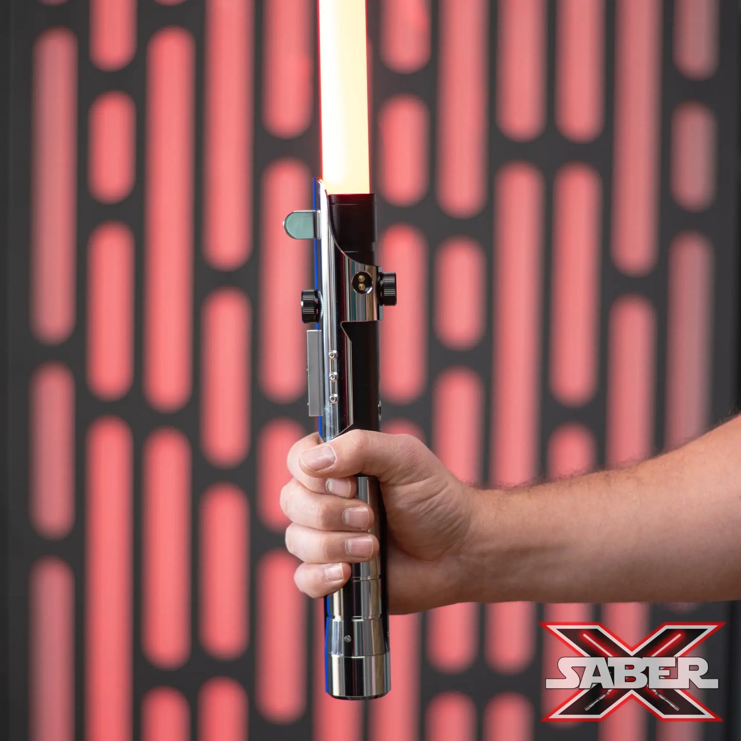 Unleashed I Lightsaber