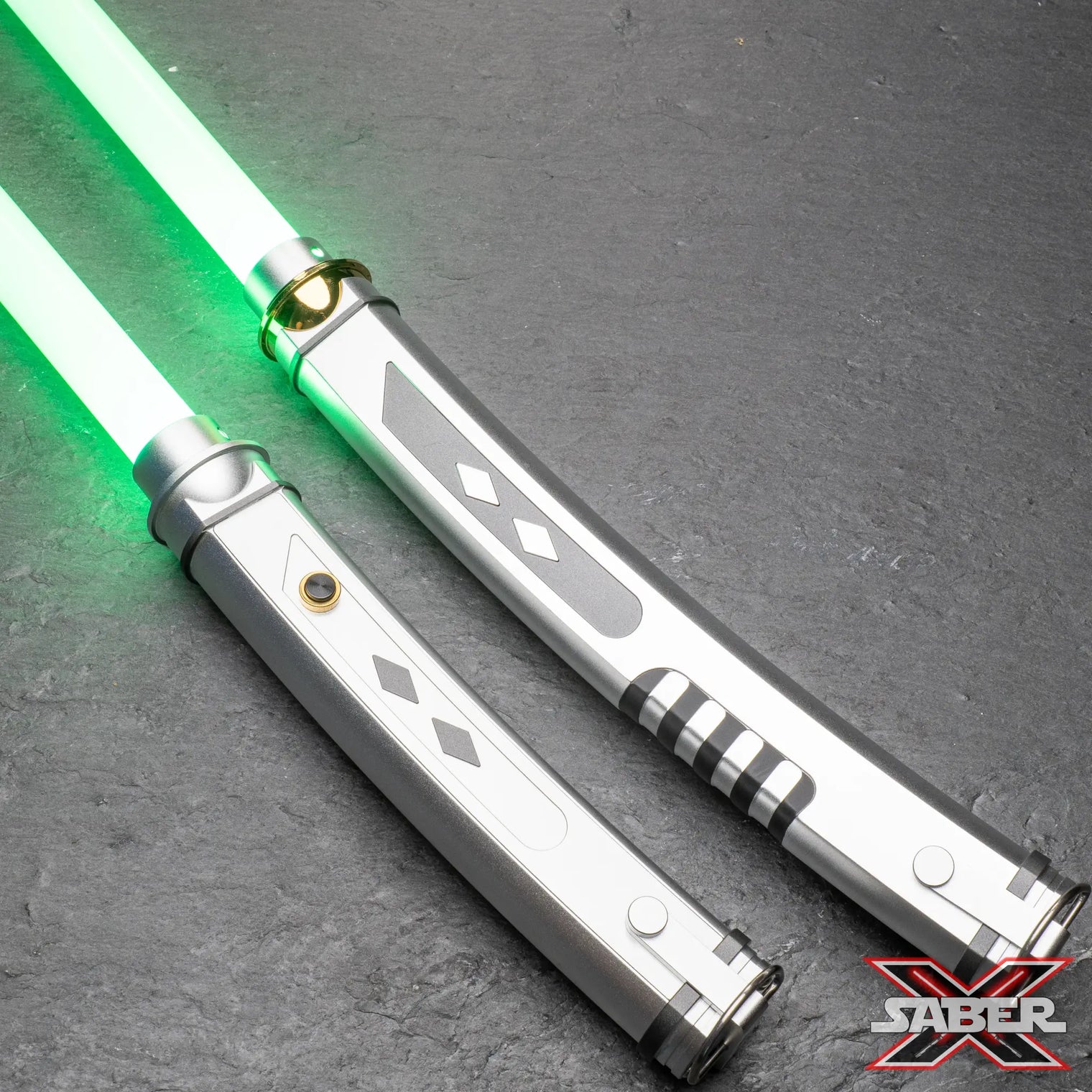 Fulcrum Curved Lightsaber Set